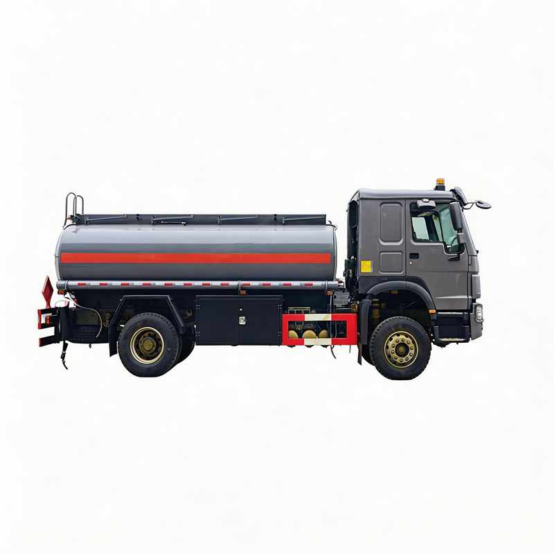 Trak ng tangke ng langis na Sinotruk Howo 6x4 400hp para sa Africa, na may kumpletong hanay ng mga piyesa ng pagkasira na ibinibigay nang libre.