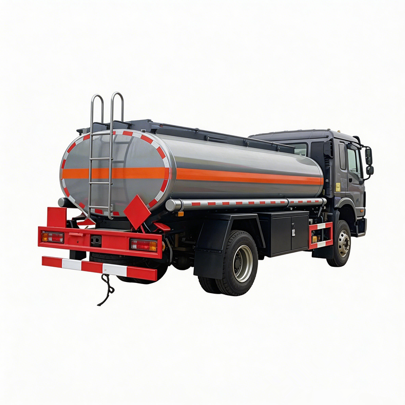 Trak ng tangke ng langis na Sinotruk Howo 6x4 400hp para sa Africa, na may kumpletong hanay ng mga piyesa ng pagkasira na ibinibigay nang libre.