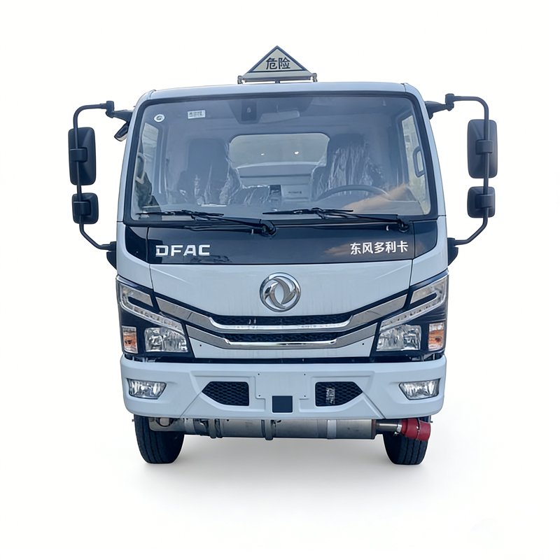 Camion-citerne Dongfeng 5 tonnes, 4x2, transport de carburant, vente directe d'usine