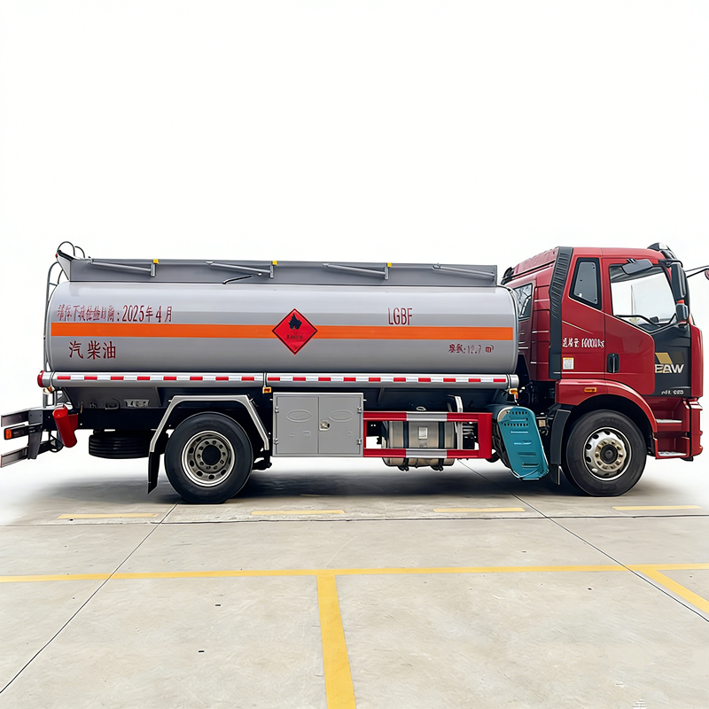 Camion-citerne FAW 4x2 en acier haute vitesse, capacité 12 000 L