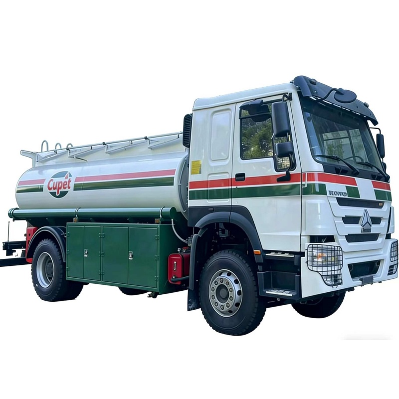 Camion-citerne Sinotruk 8000L, mini-camion de ravitaillement pour le transport de pétrole brut et de diesel, neuf, 4x2, boîte de vitesses manuelle