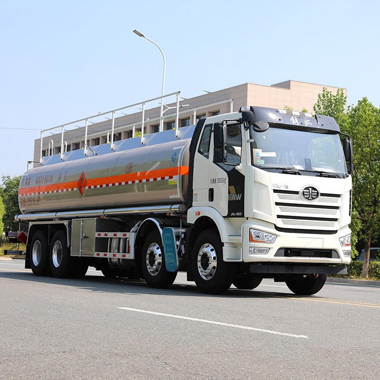 Oil Tank Truck