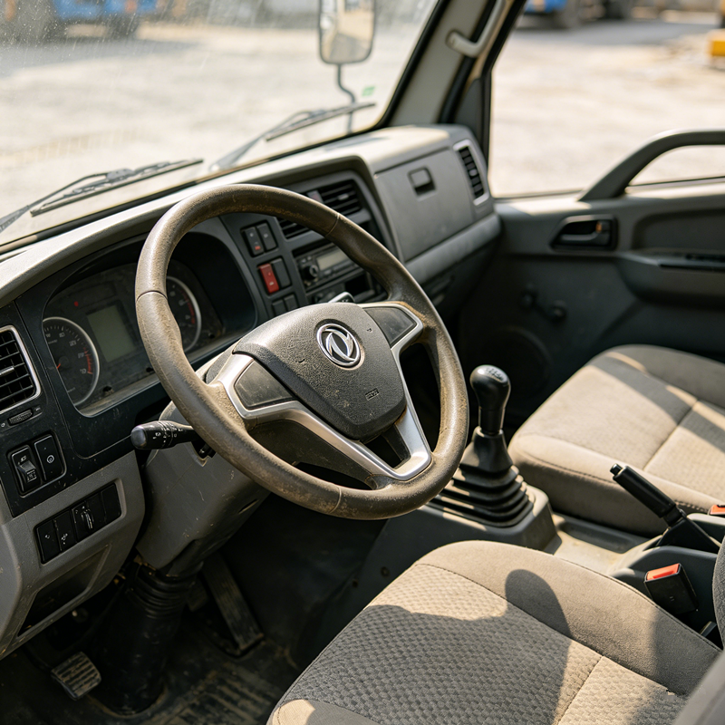 Dongfeng 4x2 Mini Dump Truck