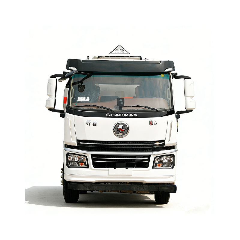 Camion-citerne SHACMAN | Camion-citerne en alliage d'aluminium de 25 000 L pour le transport de liquides inflammables (hydrocarbures).