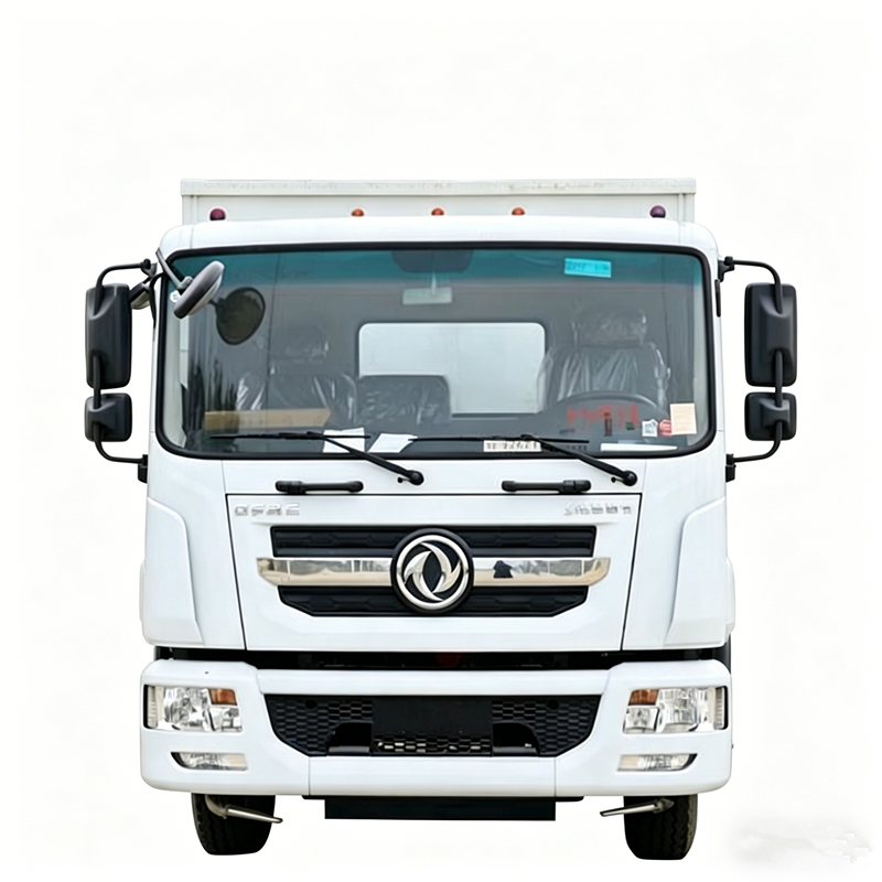 Dongfeng 4x2 water tanker truck