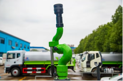 Dongfeng 4x2 water spray truck