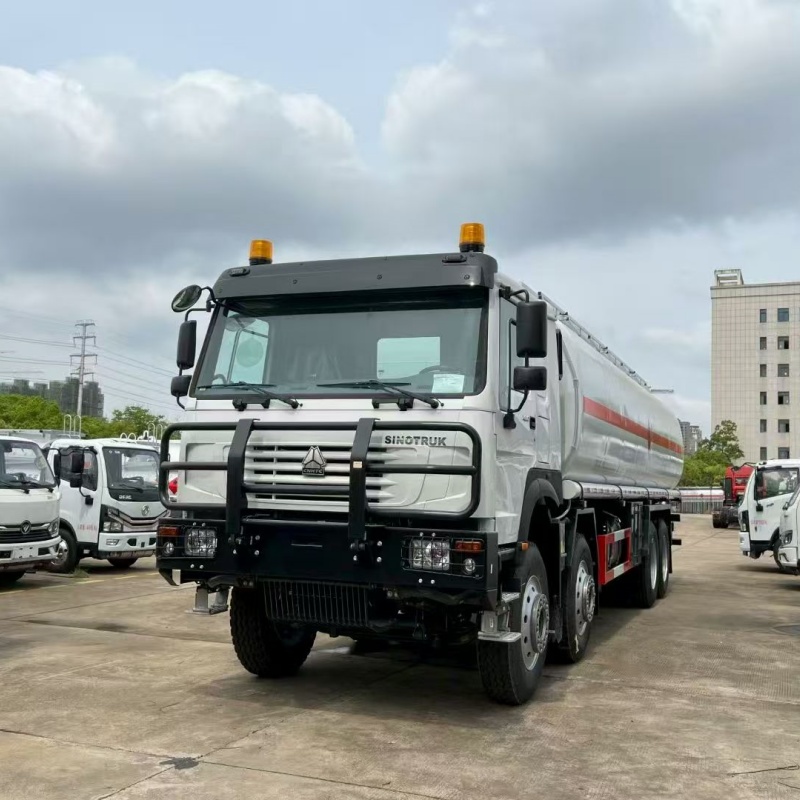 all-wheel drive tanker truck