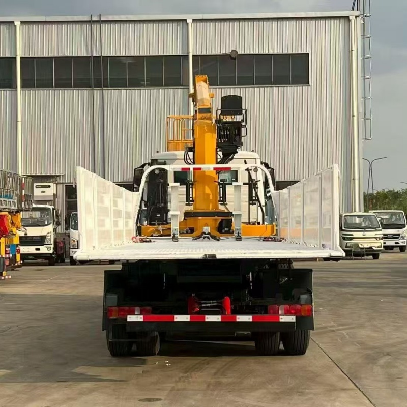 SINOTRUK HOWO 6×4 Truck-Mounted Crane