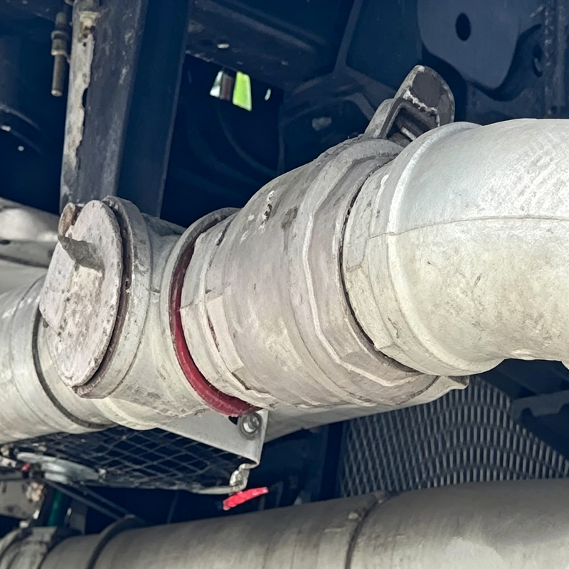 Dongfeng 4x2 water tanker truck