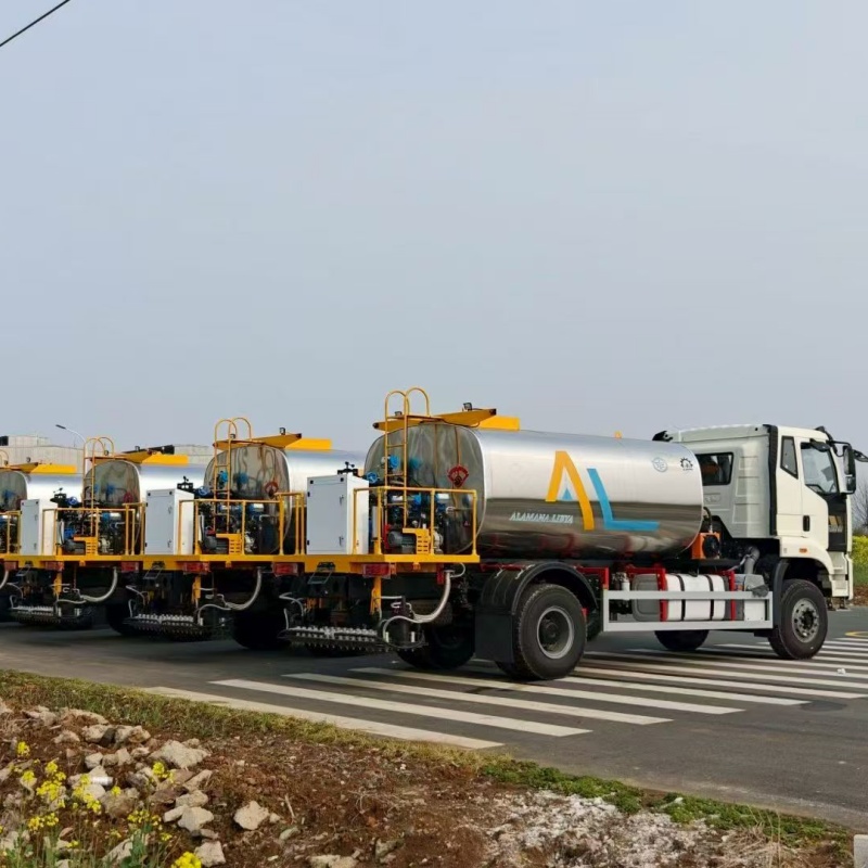 Asphalt Distributor Asphalt Distributor