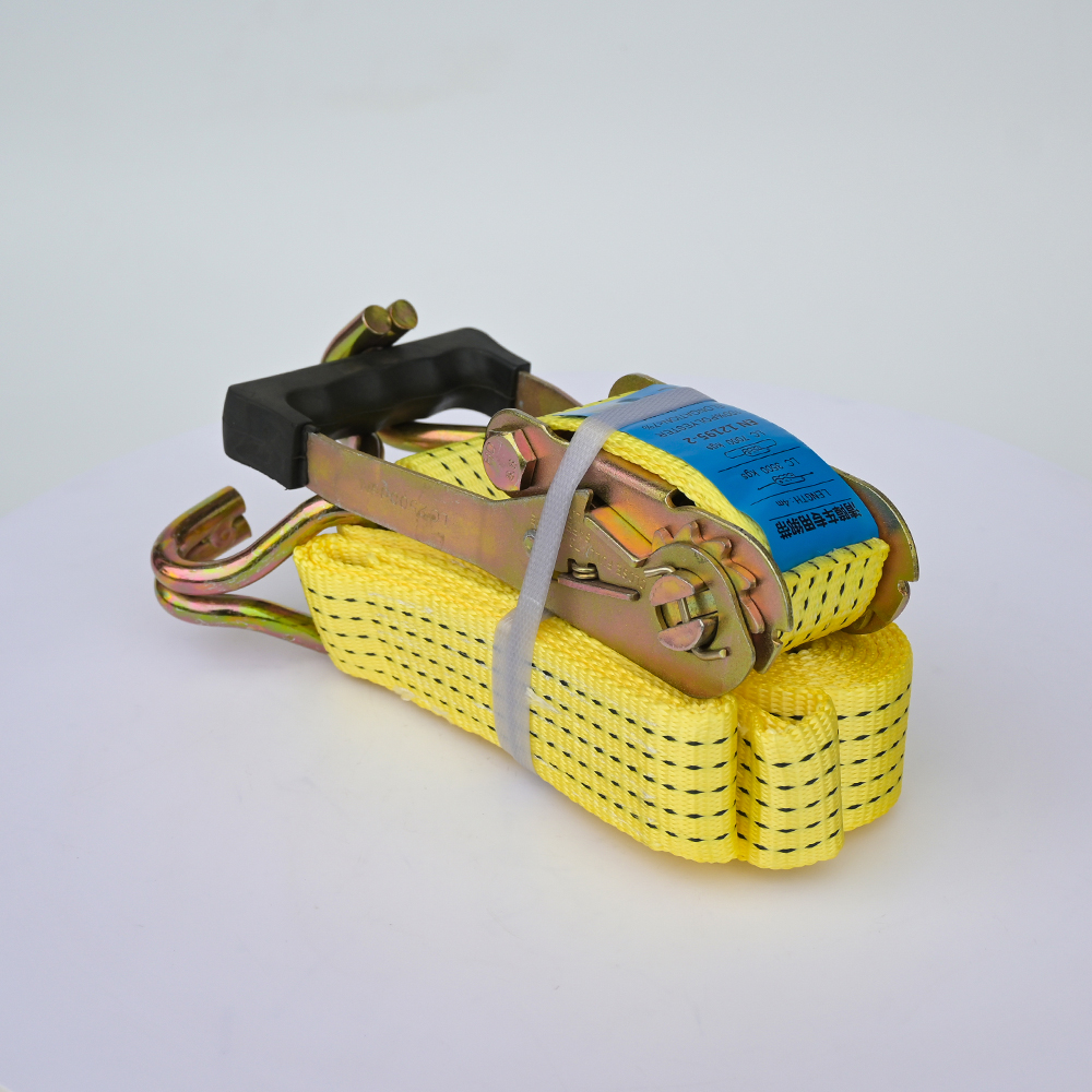 Tow truck lashing strap