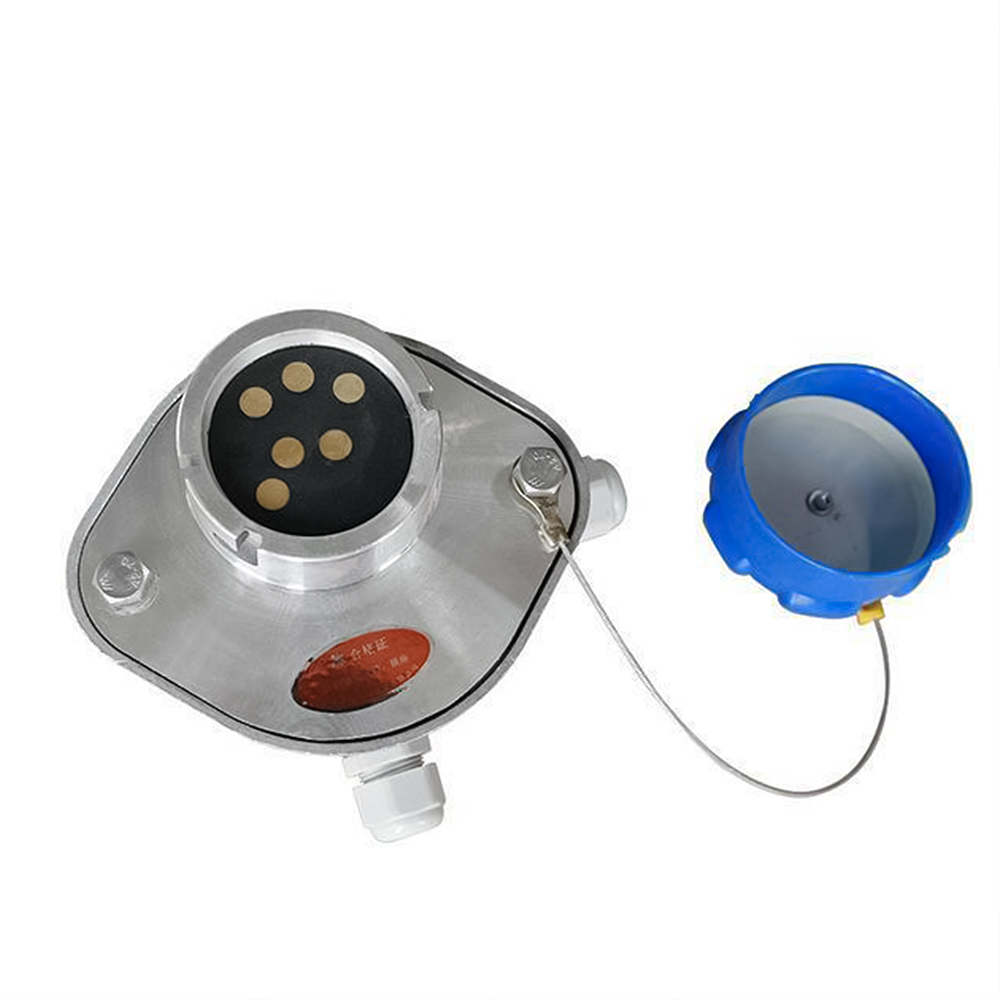 Overflow-proof socket