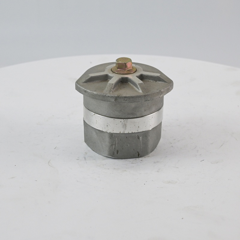 Spray nozzles located at the rear of the water tanker