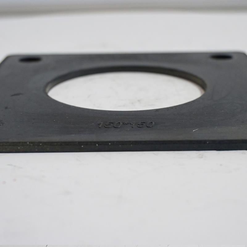 Oil tanker fitting gasket