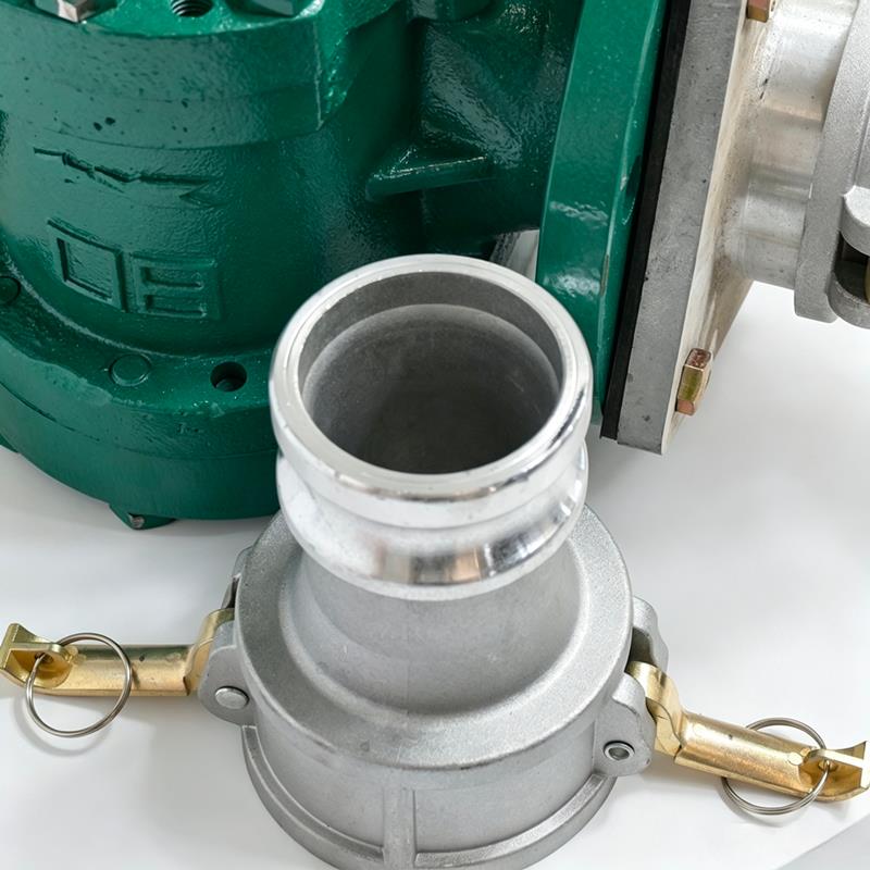 Oval gear flow meter
