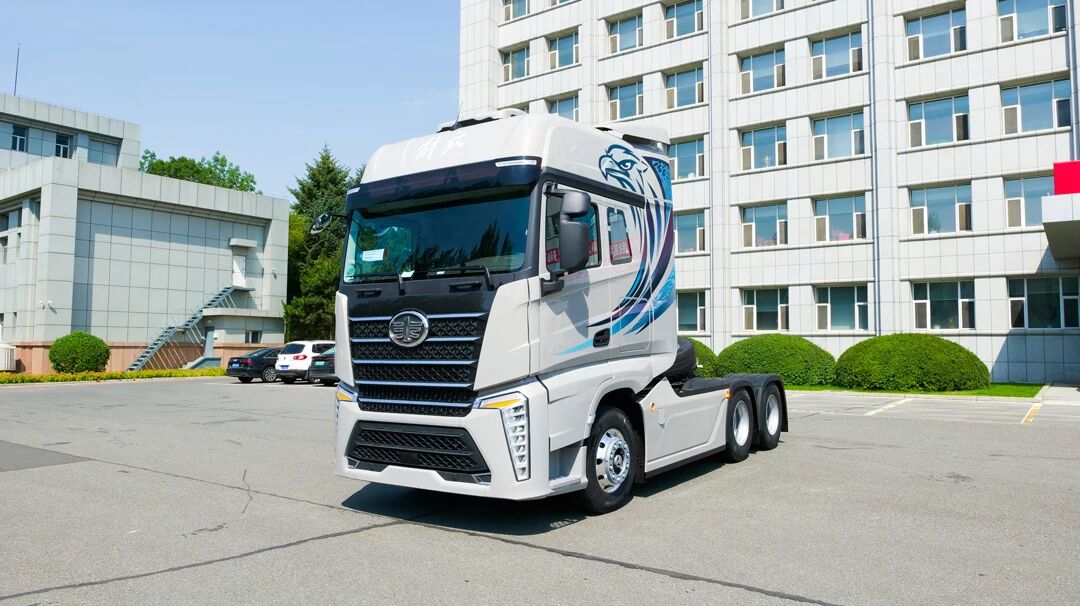 Tractor Truck