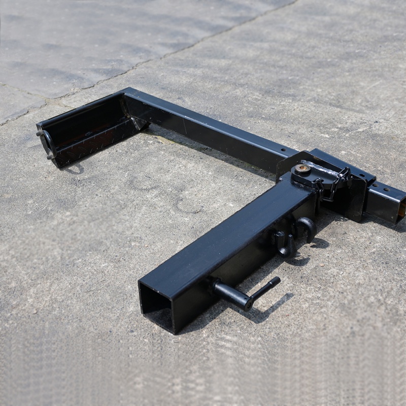 Wrecker rear tow arm
