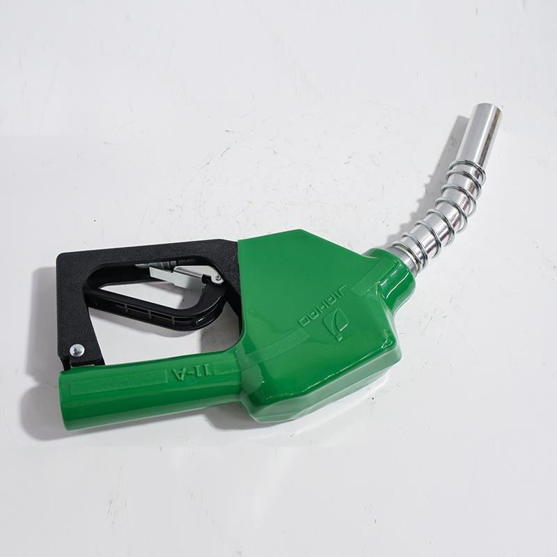 Automatic fuel nozzle