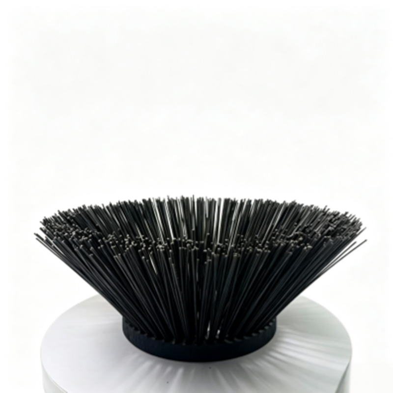 Circular sweeping brush