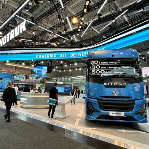 Mula sa 2026 Sinotruk Howo Motor Show, tingnan ang bagong paraan ng Mula sa 2026 Sinotruk Howo Motor Show, tingnan ang bagong paraan ng
