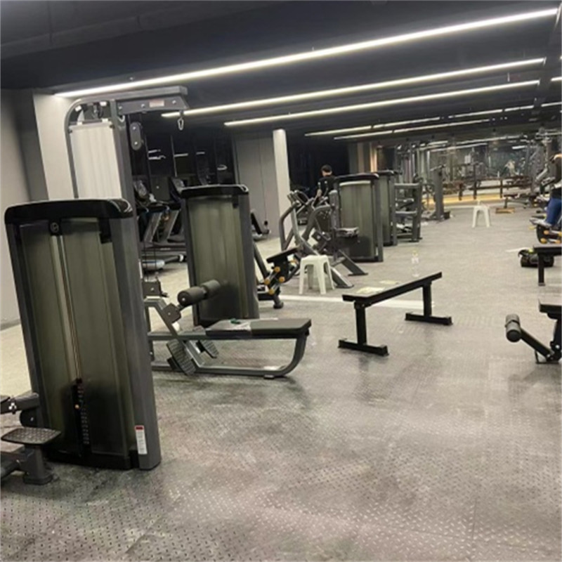 select lat pulldown