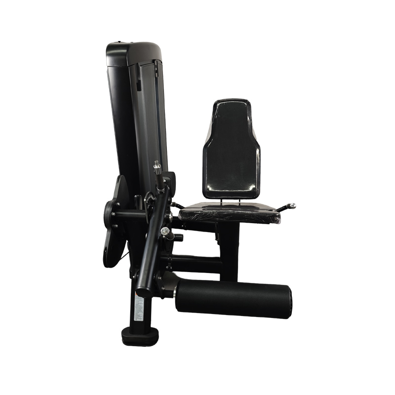 Equipamento de ginástica para extensão de pernas sentadas