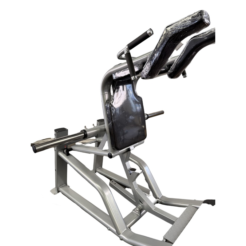 V-squat machine