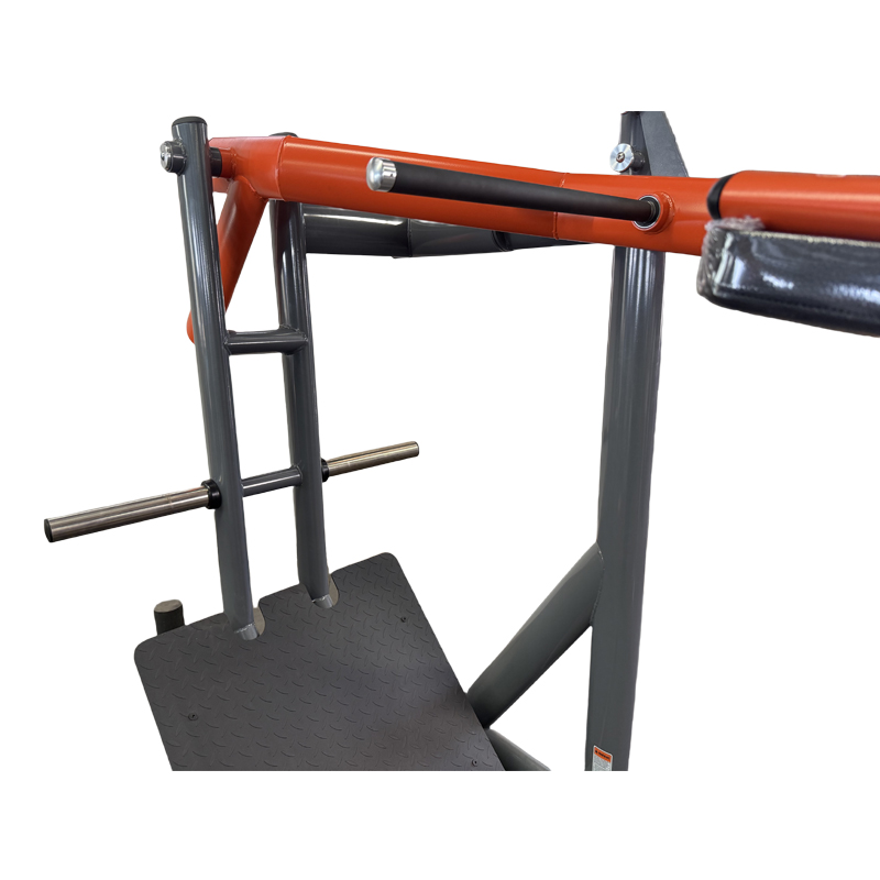 plate loaded Pendulum squat