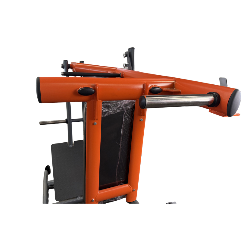 Pendulum squat machine