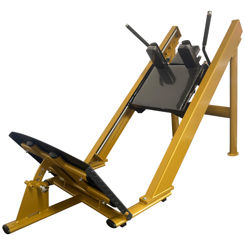 hack squat machine