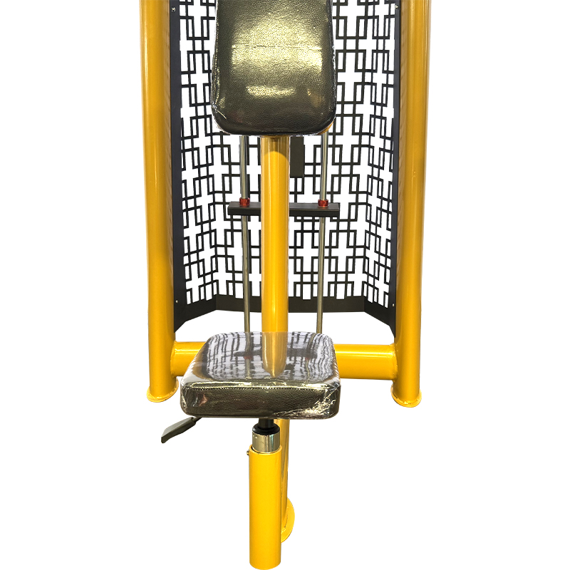 pec fly rear deltoid machine