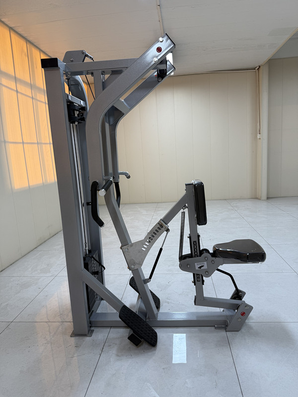 SELECT SEATED ROW machine