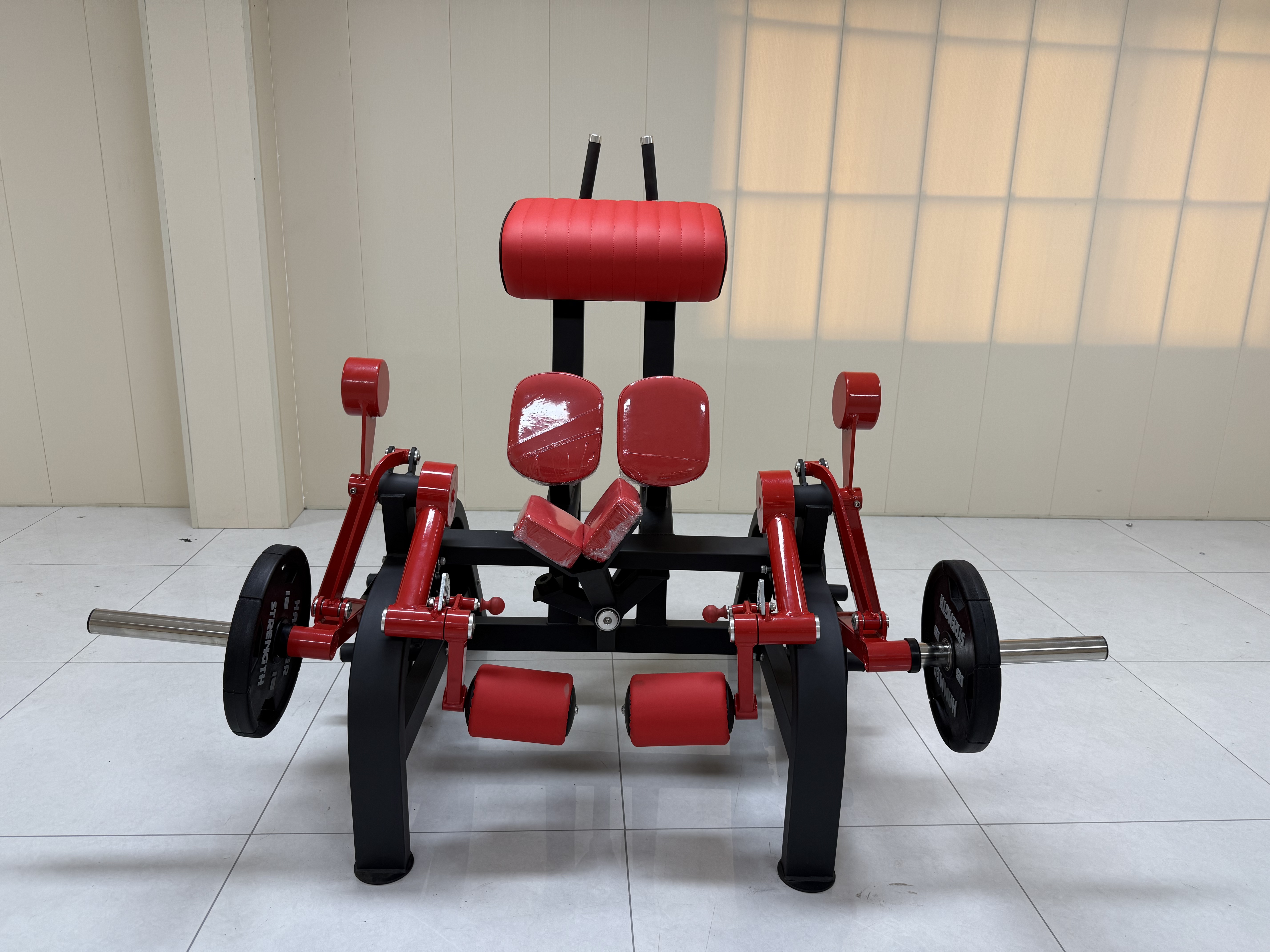 KNEELING LEG CURLING machine