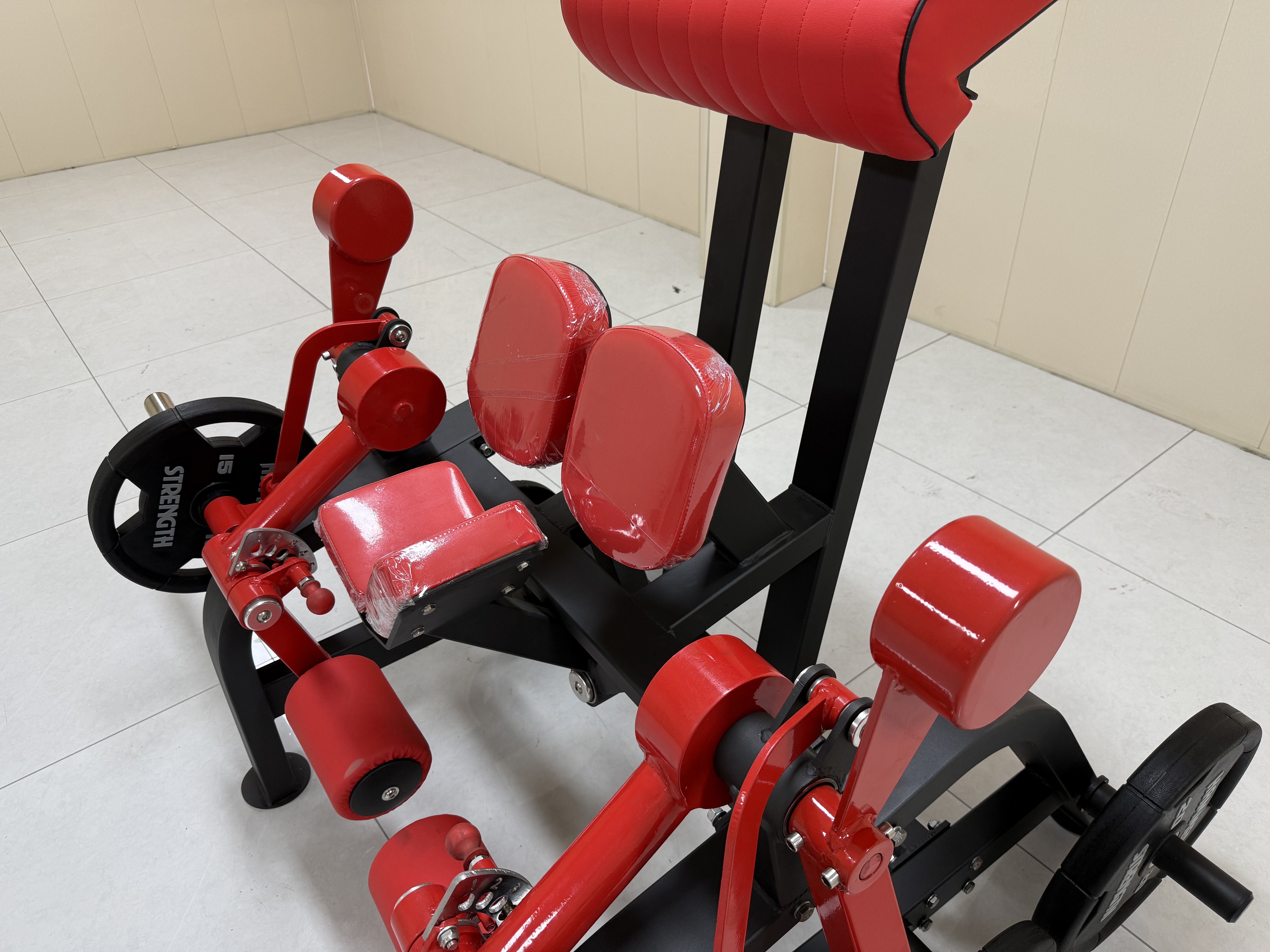 KNEELING LEG CURLING machine