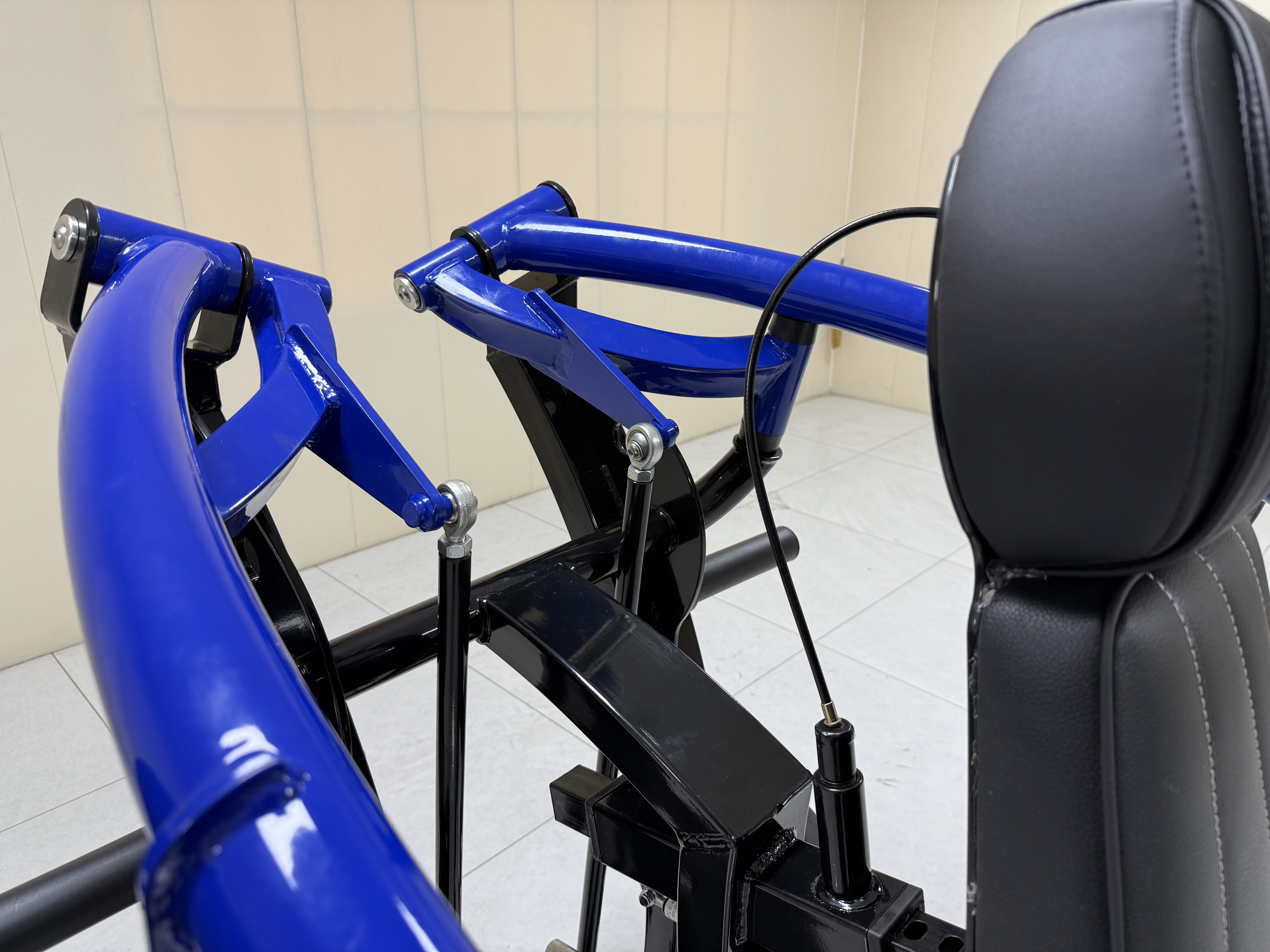 super deltoid press machine