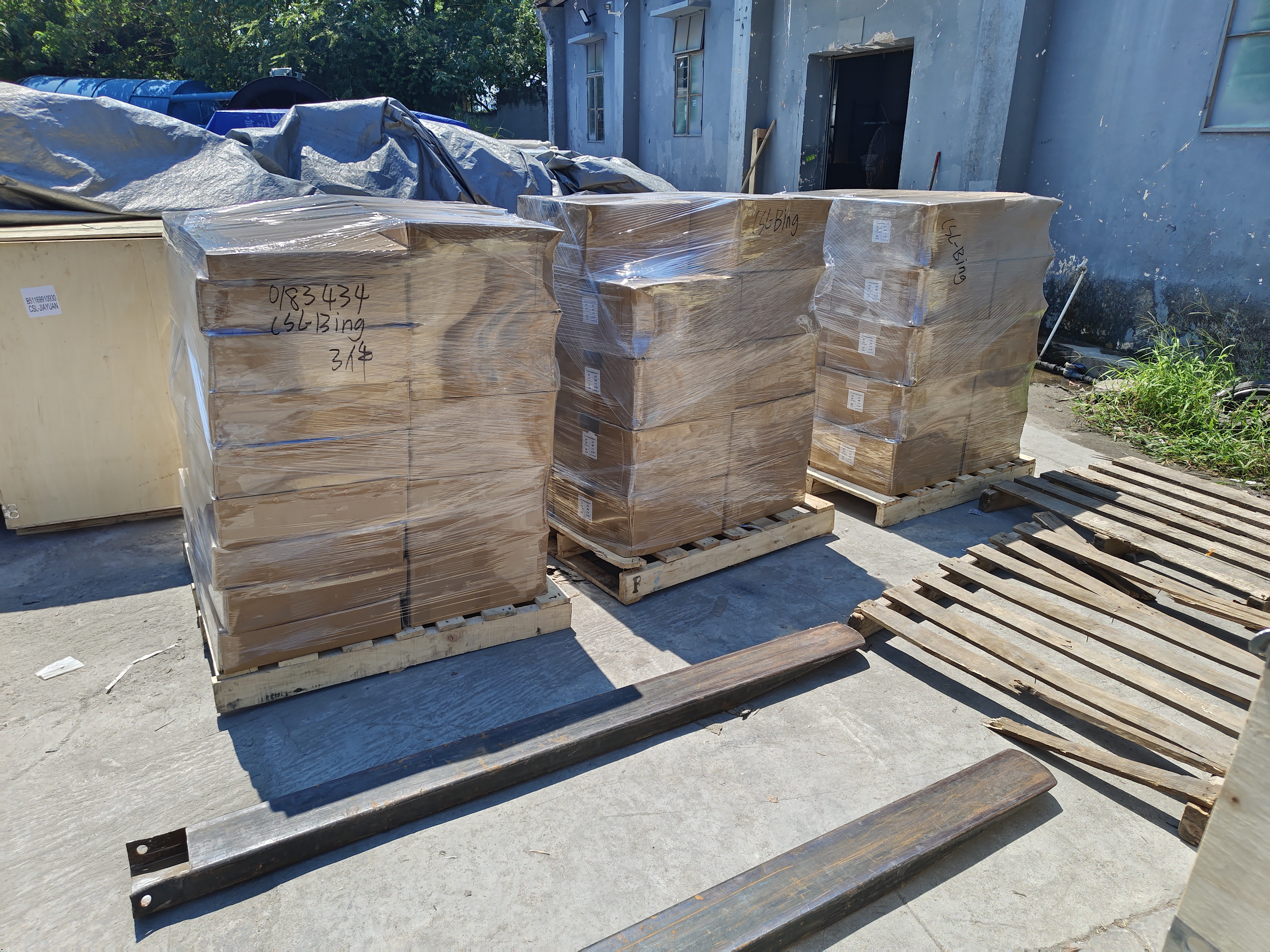 ربط الحواف والتكديس والشحن