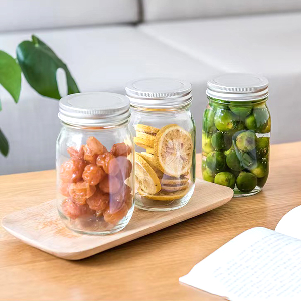 Wholesale airtight glass jar kitchen glass jar container with lid for storage customizable cylinder seal airtight