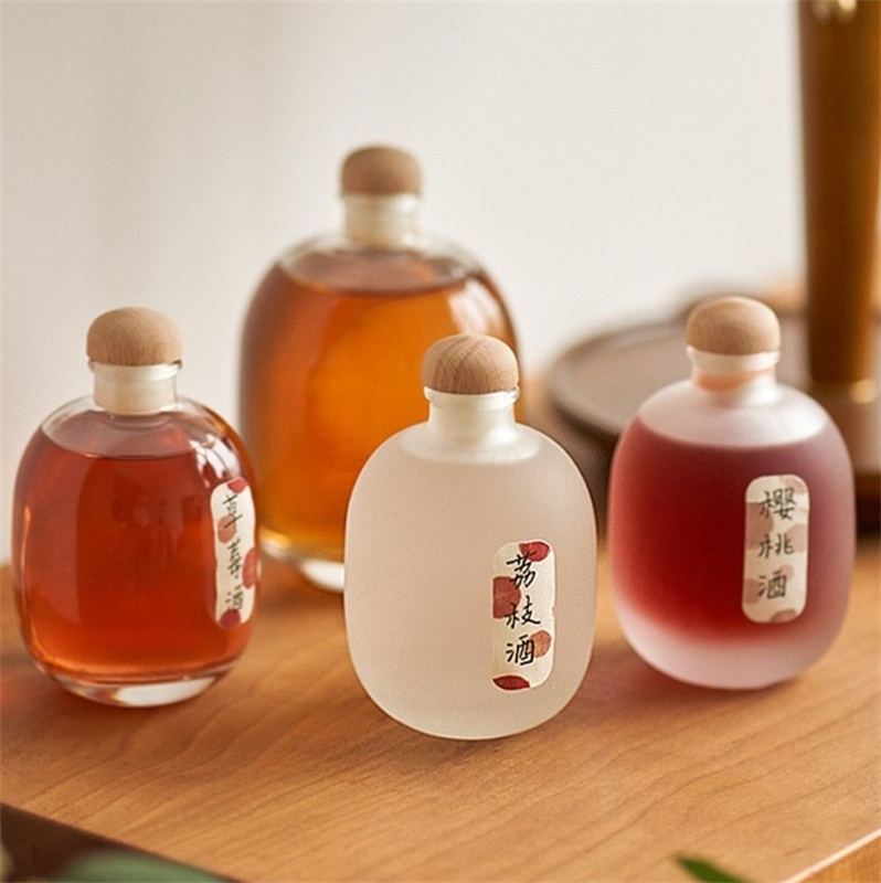 Wholesale High Quality 300ml 330ml 500ml Milk Bottle Drink Glass Juice Glass Bottle With Cap
