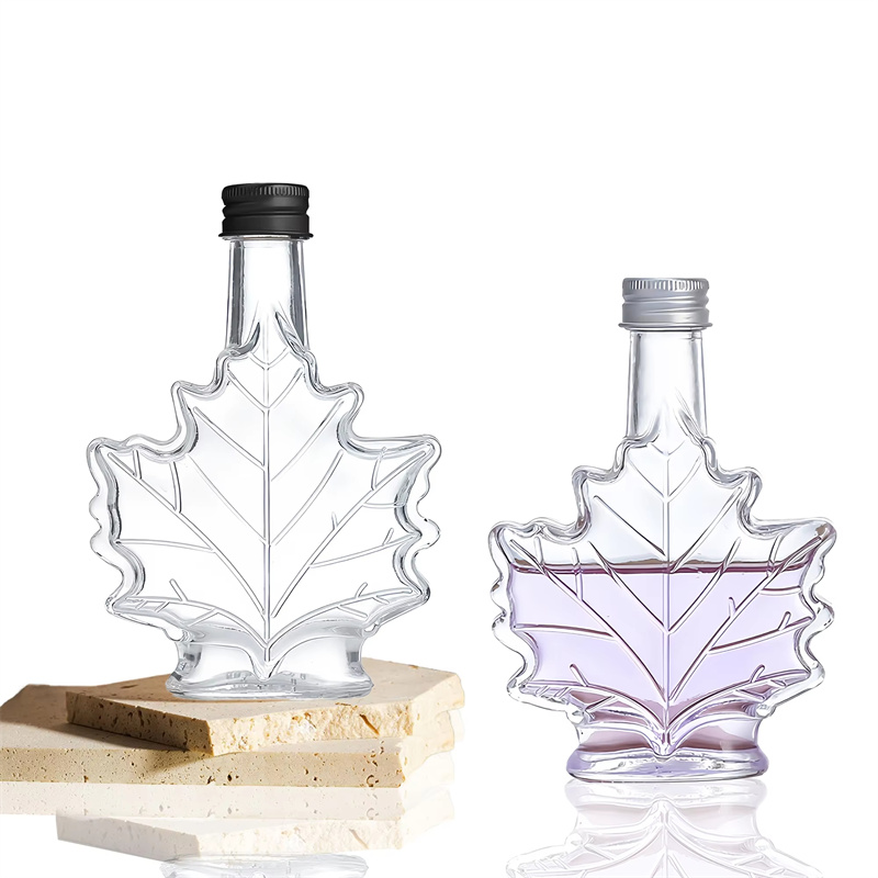 Hot Sale Maple Leaf Clear Glass Bottle Drink 50ml 100ml Tequila Wine Bottle Aluminum Cap