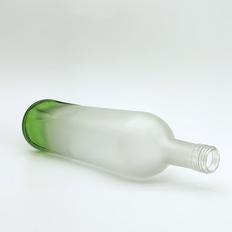 Luxury Empty 500Ml 750Ml 1000Ml Hot Sale Vodka Whisky Rum Glass Liquor Spirit Drinks Bottles
