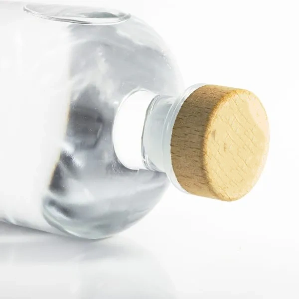Custom 500ml fancy liquor glass bottle with sealed cork lid