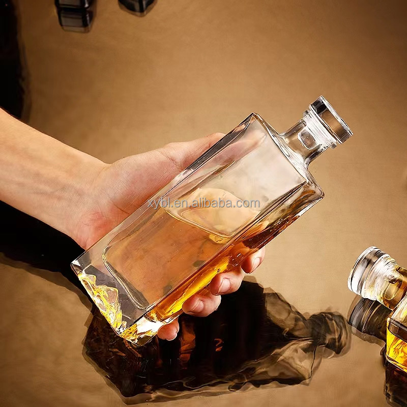 Gin Clear Flint Empty Cork Stopper Bottle 750ml Liquor Bottles Custom Super Flint Glass Bottle