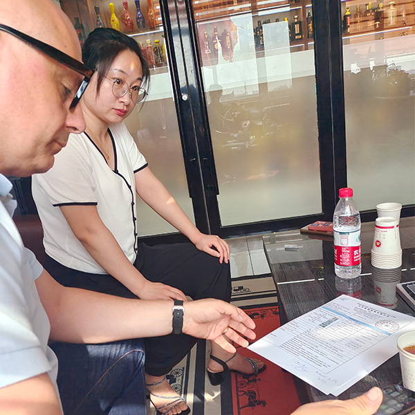 Have business talks with customers in the office