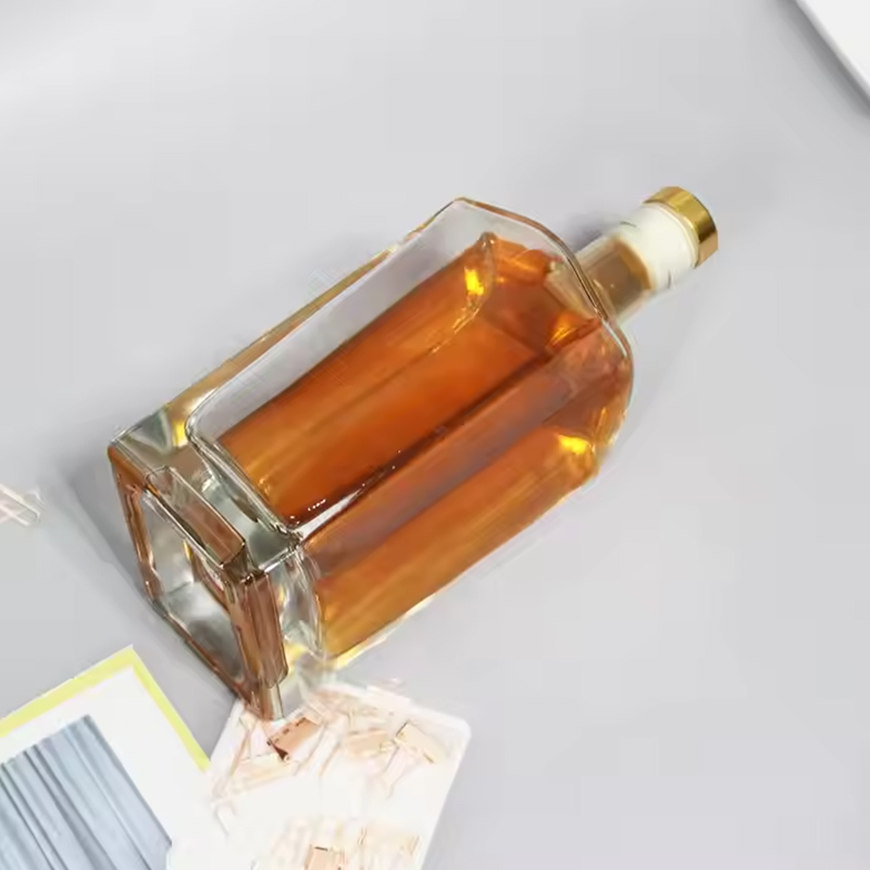 750ml Square Super Flint Glass Liquor Bottle Engraved Design Whisky Tequila Gin Vodka Glass Bottle With Cork