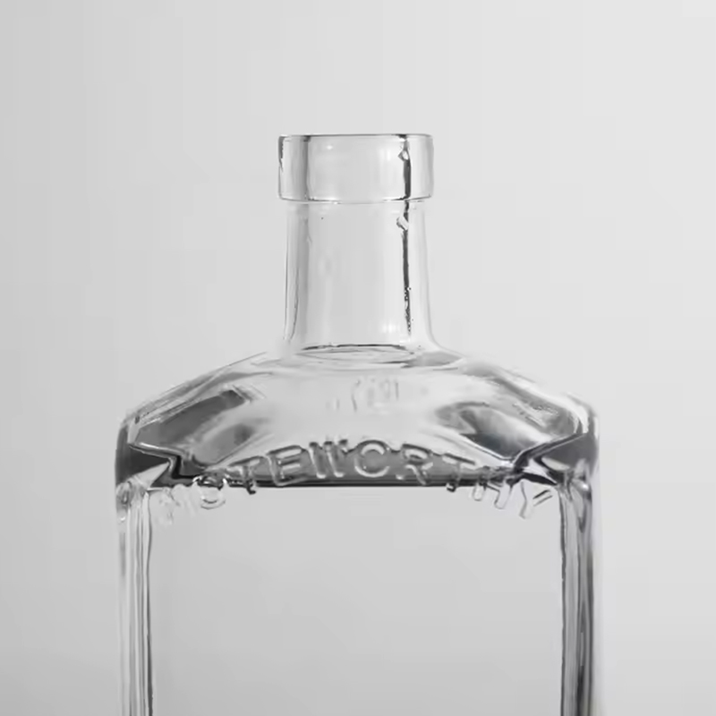 750ml Square Super Flint Glass Liquor Bottle Engraved Design Whisky Tequila Gin Vodka Glass Bottle With Cork