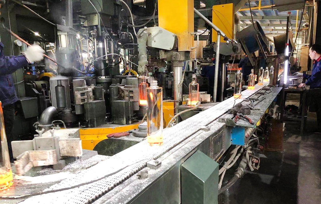 Fully automated production equipment.jpg