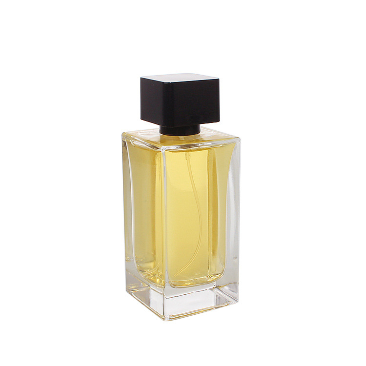 Hot Sale Luxury Crystal Perfume Bottles 50ml 100ml Empty Perfume Glass Bottle Luxury Design Spray