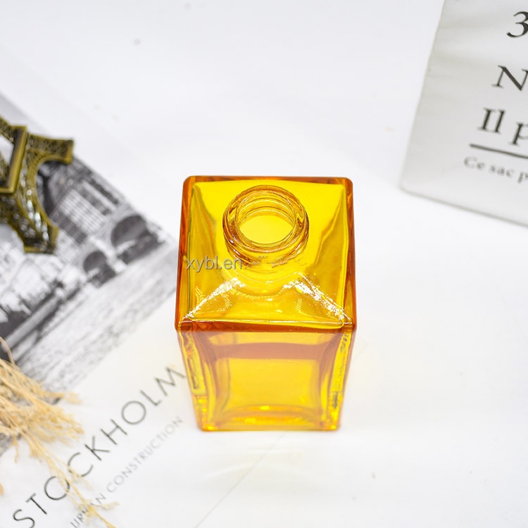 Original Design Packaging Custom Perfume Bottle Luxury Parfum Glass Bottle OEM& ODM 100ml 50ml