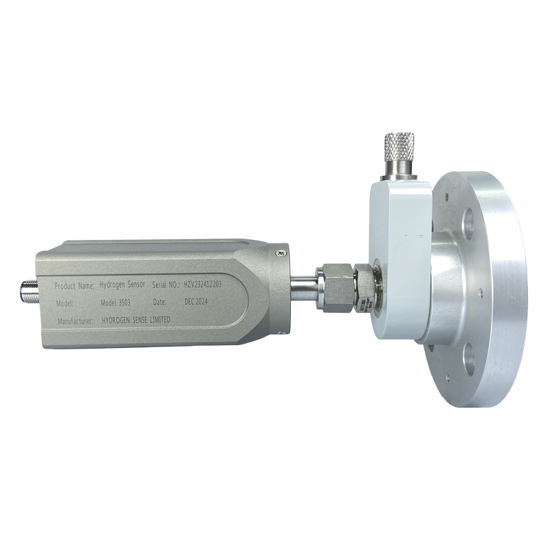 Model 3500 Series Hydrogen and Moisture Sensor in Transformer Oil