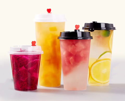 Tazza di plastica monouso in PP da 8 a 32 once con coperchio, stampata su misura, per bubble milk tea
